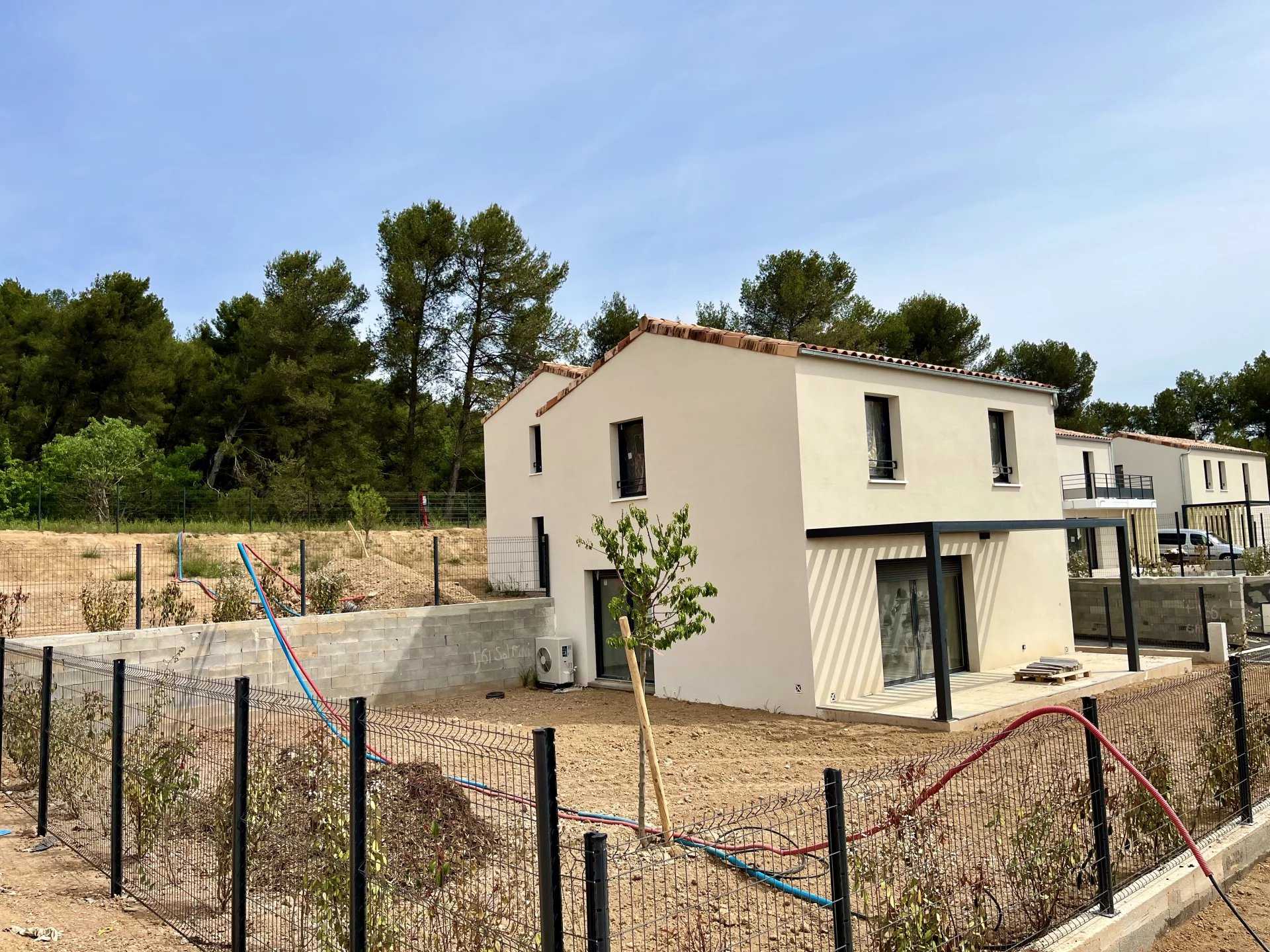 Huis in Meyreuil, Provence-Alpes-Côte d'Azur 11348546