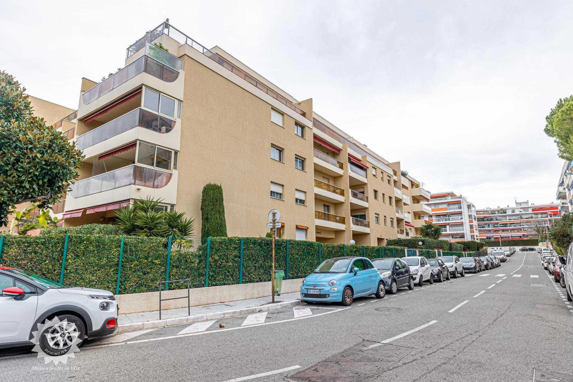 Condominio nel Nice, Alpes-Maritimes 11348627