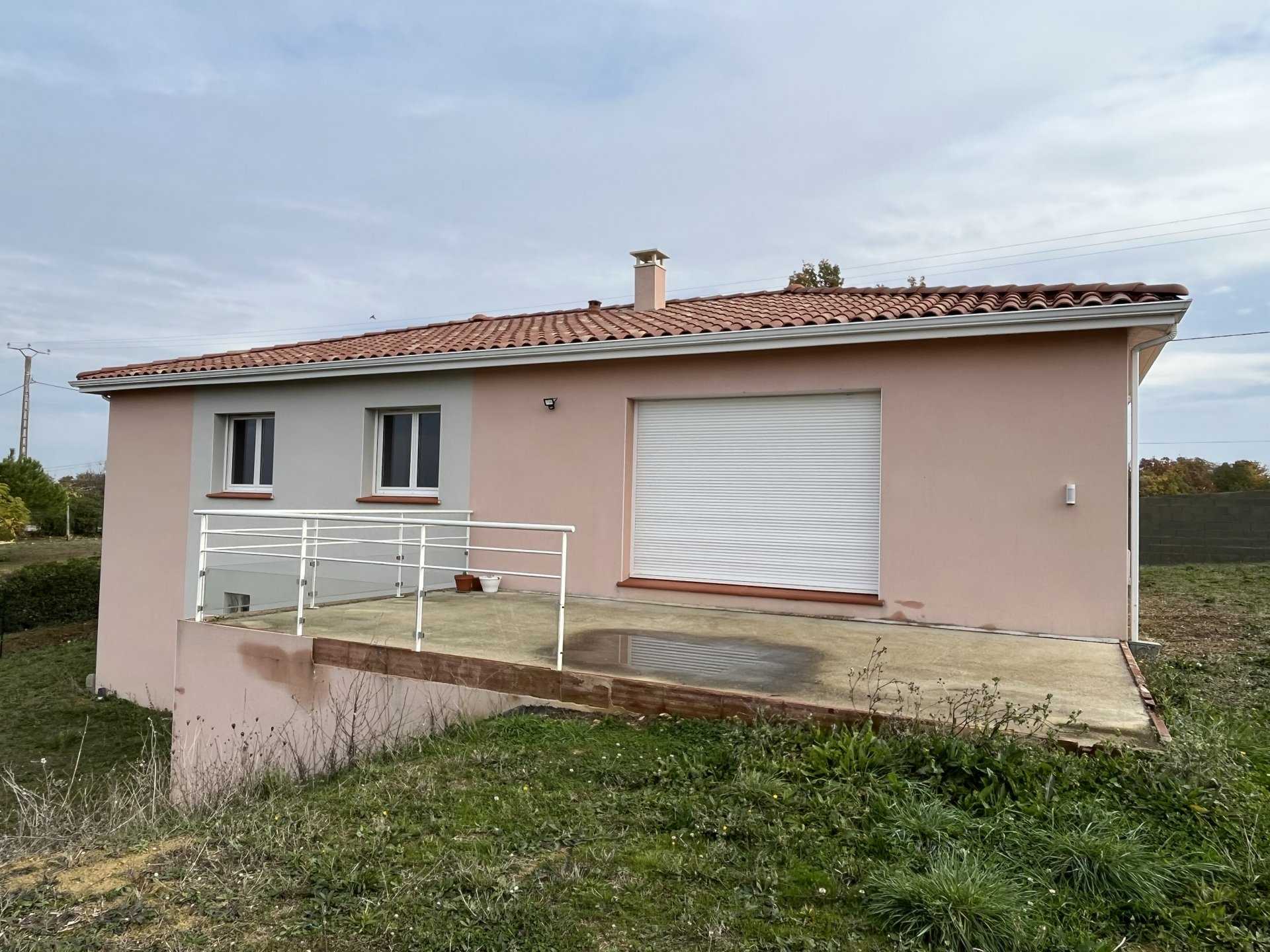 Rumah di Aubiet, Occitanie 11349122
