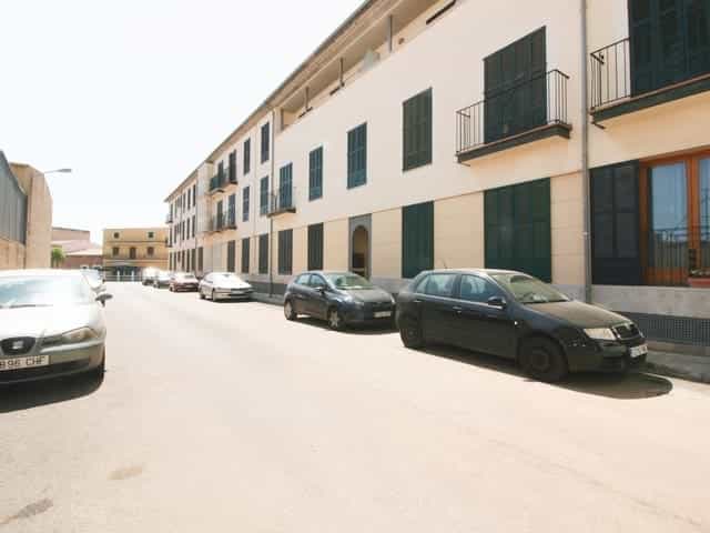 Przemysłowy w Binisalem, Baleary 11356826