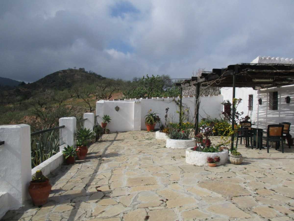 жилой дом в Ardales, Andalusia 11357560