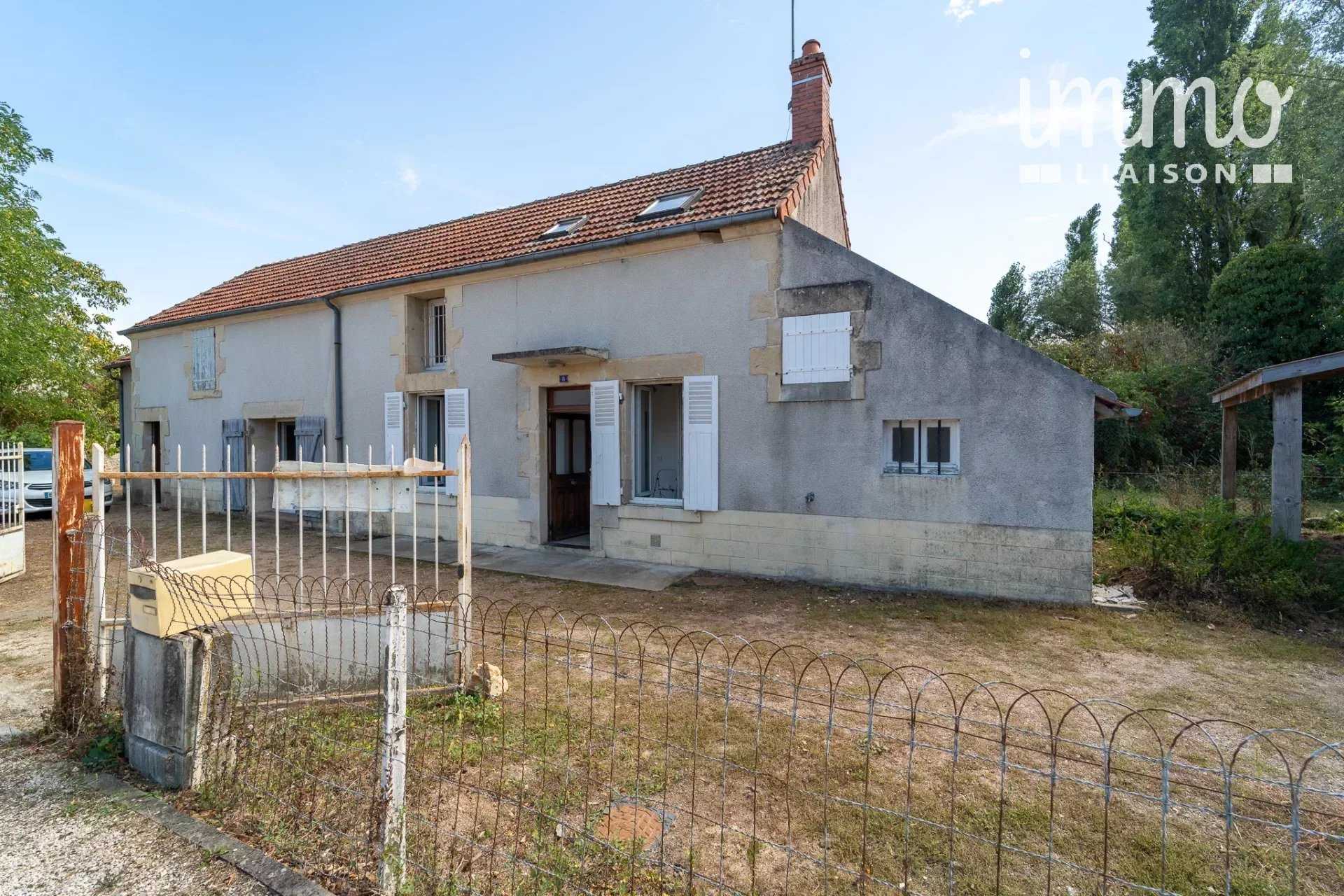 Flere huse i Challuy, Bourgogne-Franche-Comte 11358259