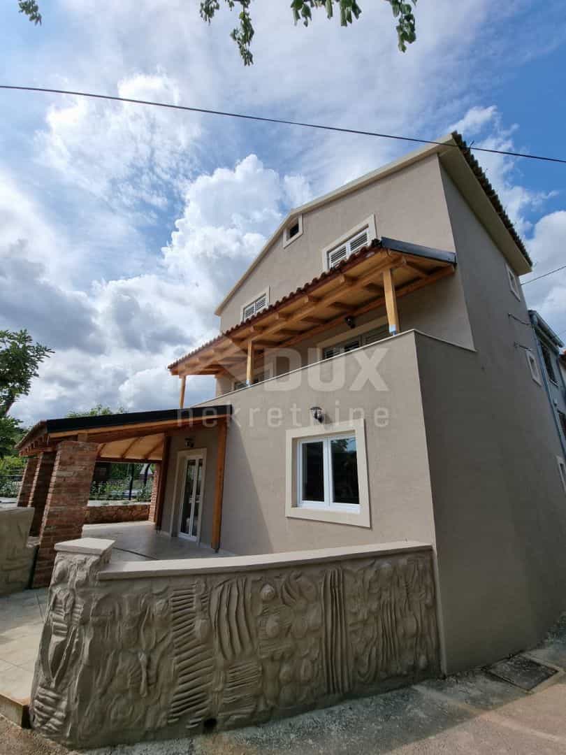 Будинок в Risika, Primorje-Gorski Kotar County 11358366