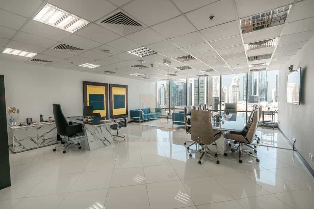 Pejabat dalam Dubai, Dubayy 11370004