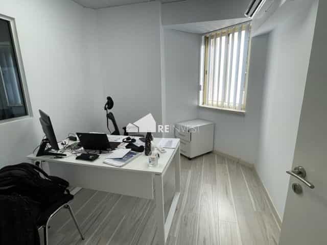 Офис в Nicosia, Nicosia 11370014