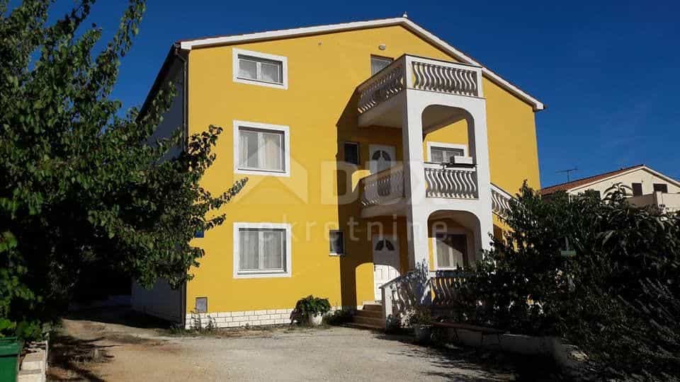 жилой дом в Veli Vrh, Istarska Zupanija 11370056