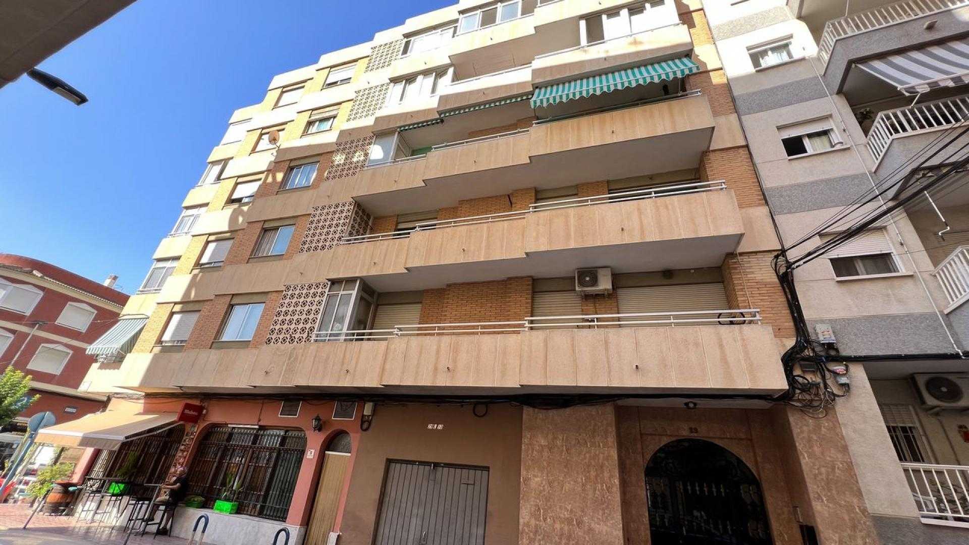Condominium dans Torrevieja, Valence 11370135