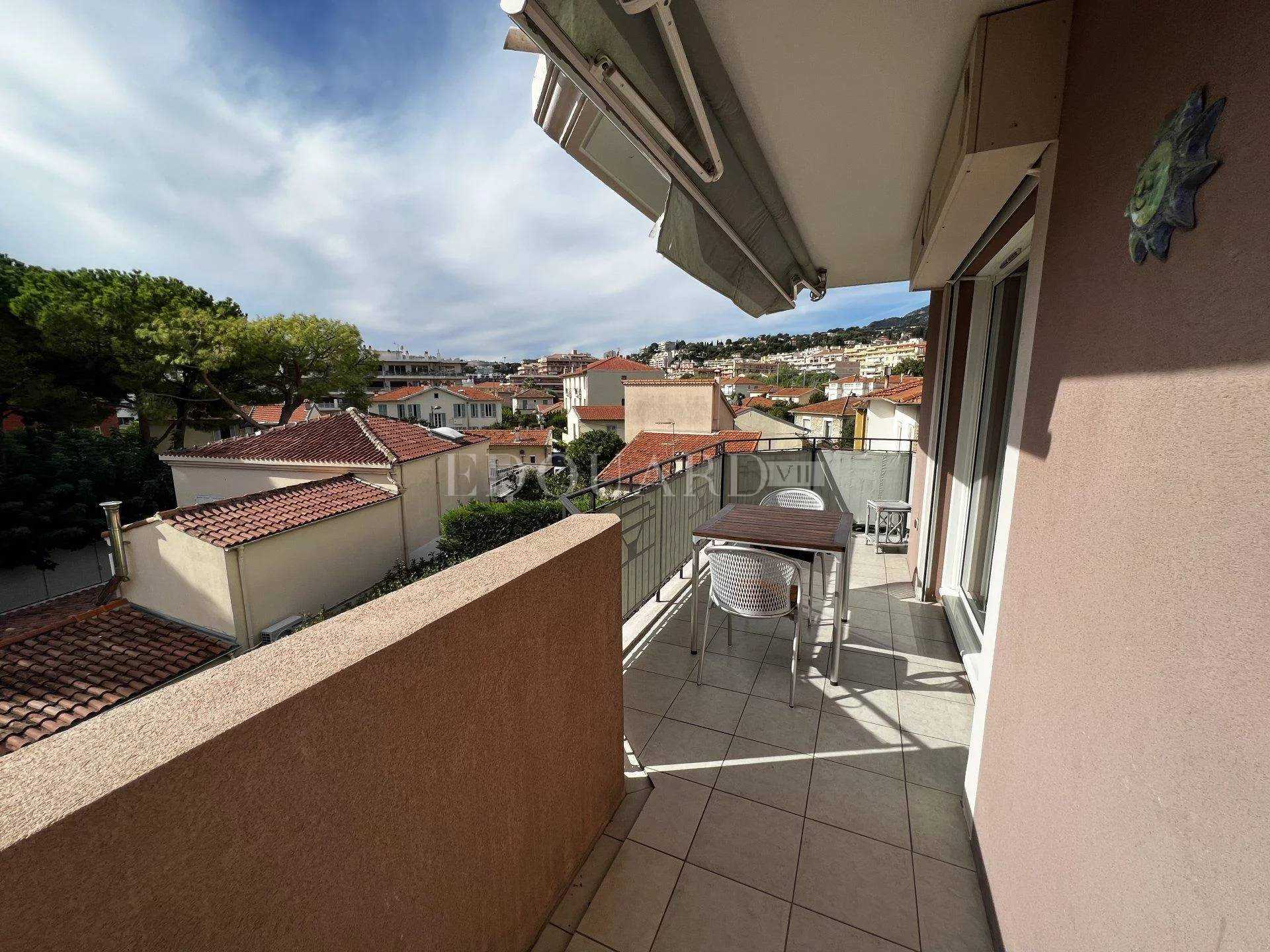 Condominium dans Cap-Martin, Provence-Alpes-Côte d'Azur 11370237