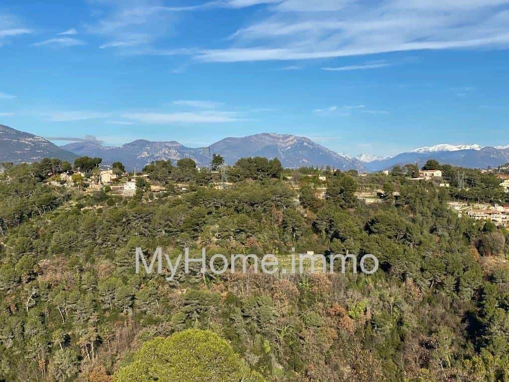 House in Le Ray, Provence-Alpes-Cote d'Azur 11370587