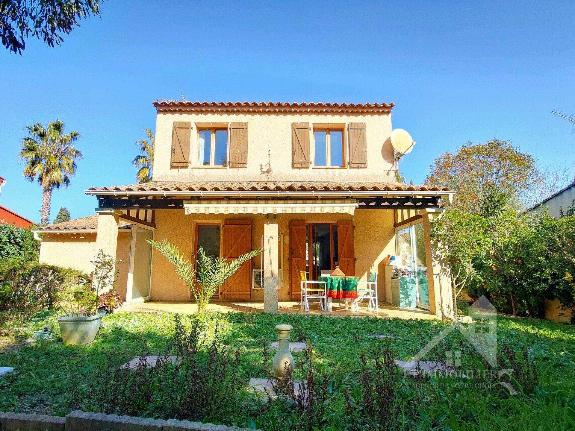 House in Le Pradet, Provence-Alpes-Cote d'Azur 11370612