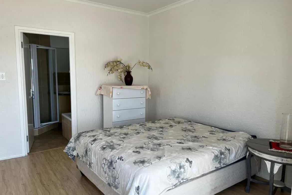 公寓 在 Sandton, Gauteng 11370780
