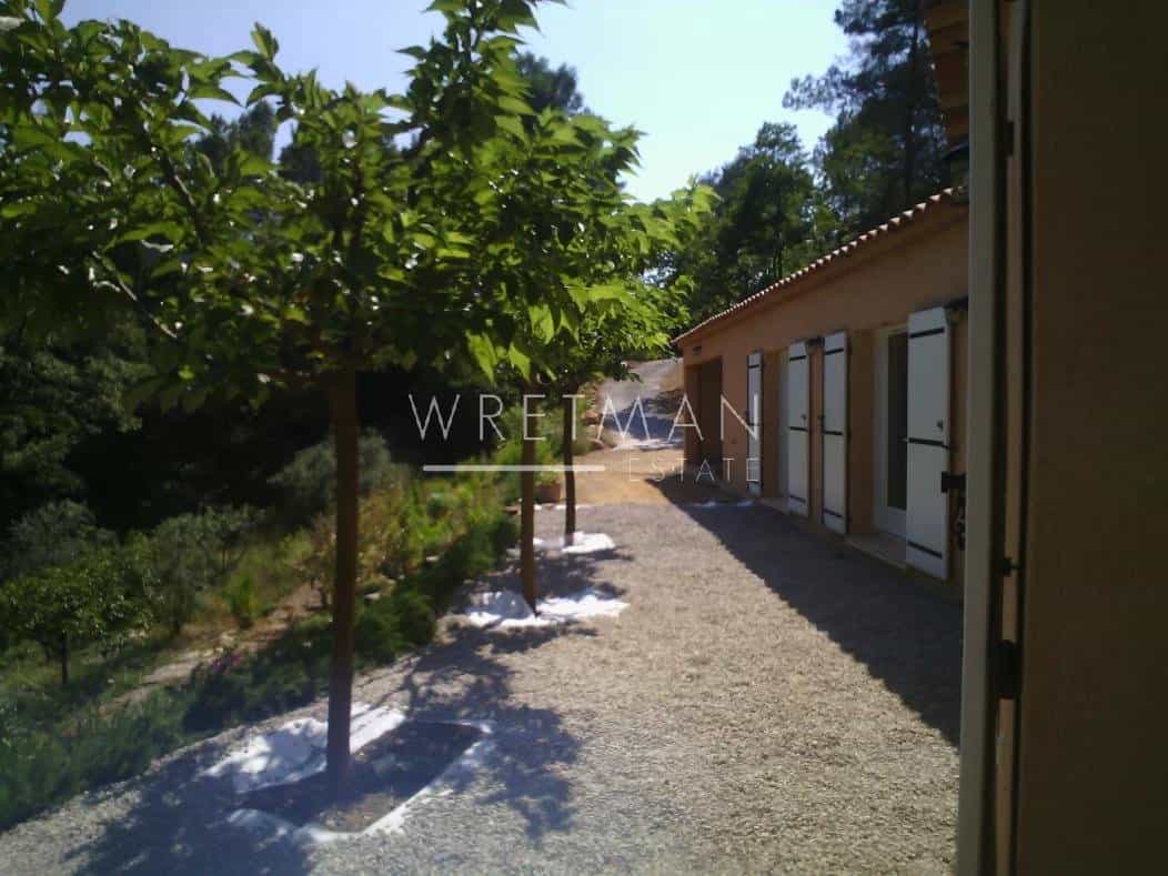 Huis in Draguignan, Provence-Alpes-Côte d'Azur 11371142