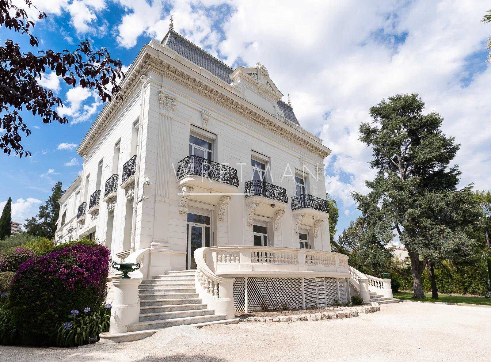 Rumah di La Californie, Provence-Alpes-Cote d'Azur 11371167