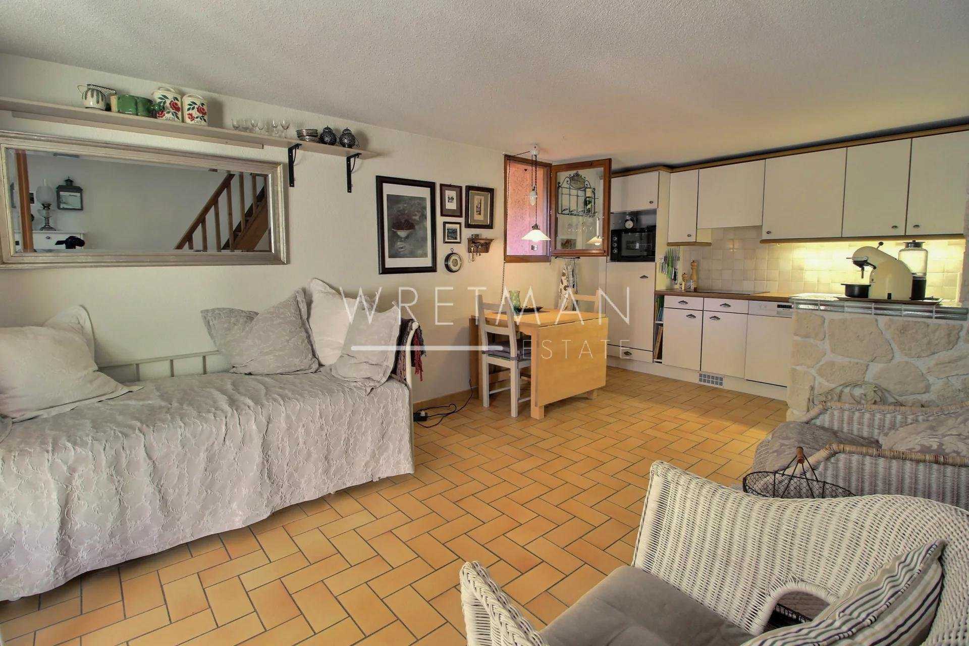 Rumah di Callian, Provence-Alpes-Cote d'Azur 11371191