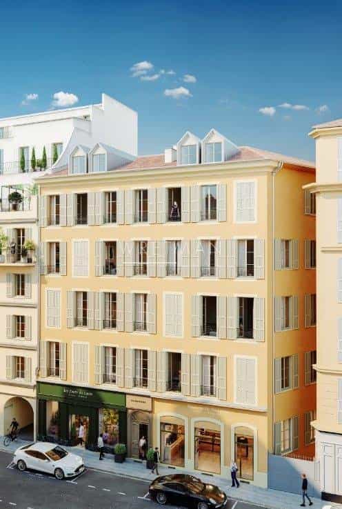 Condominium dans Bon, Provence-Alpes-Côte d'Azur 11371194