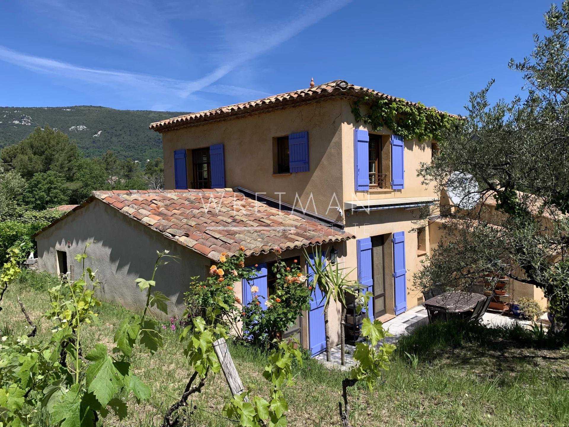 rumah dalam Seillans, Provence-Alpes-Côte d'Azur 11371254