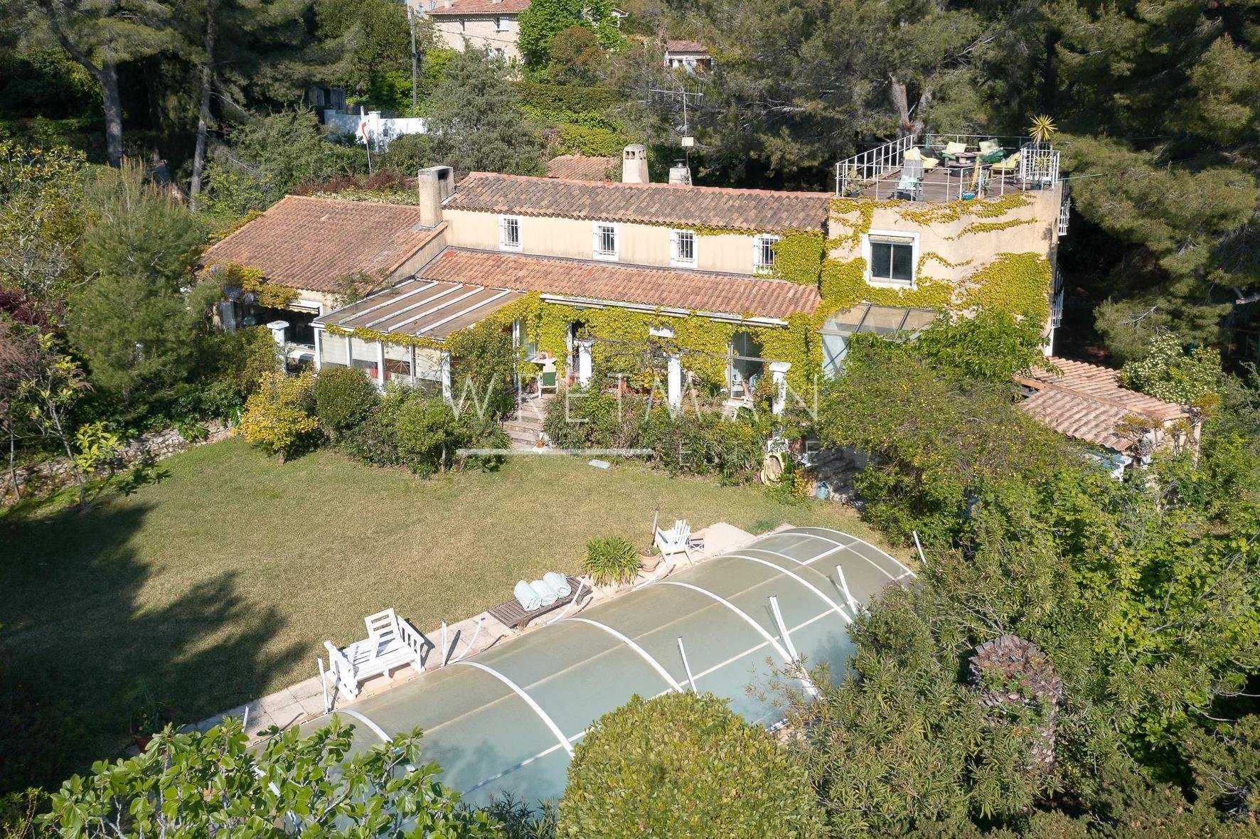 House in Mougins, Alpes-Maritimes 11371342
