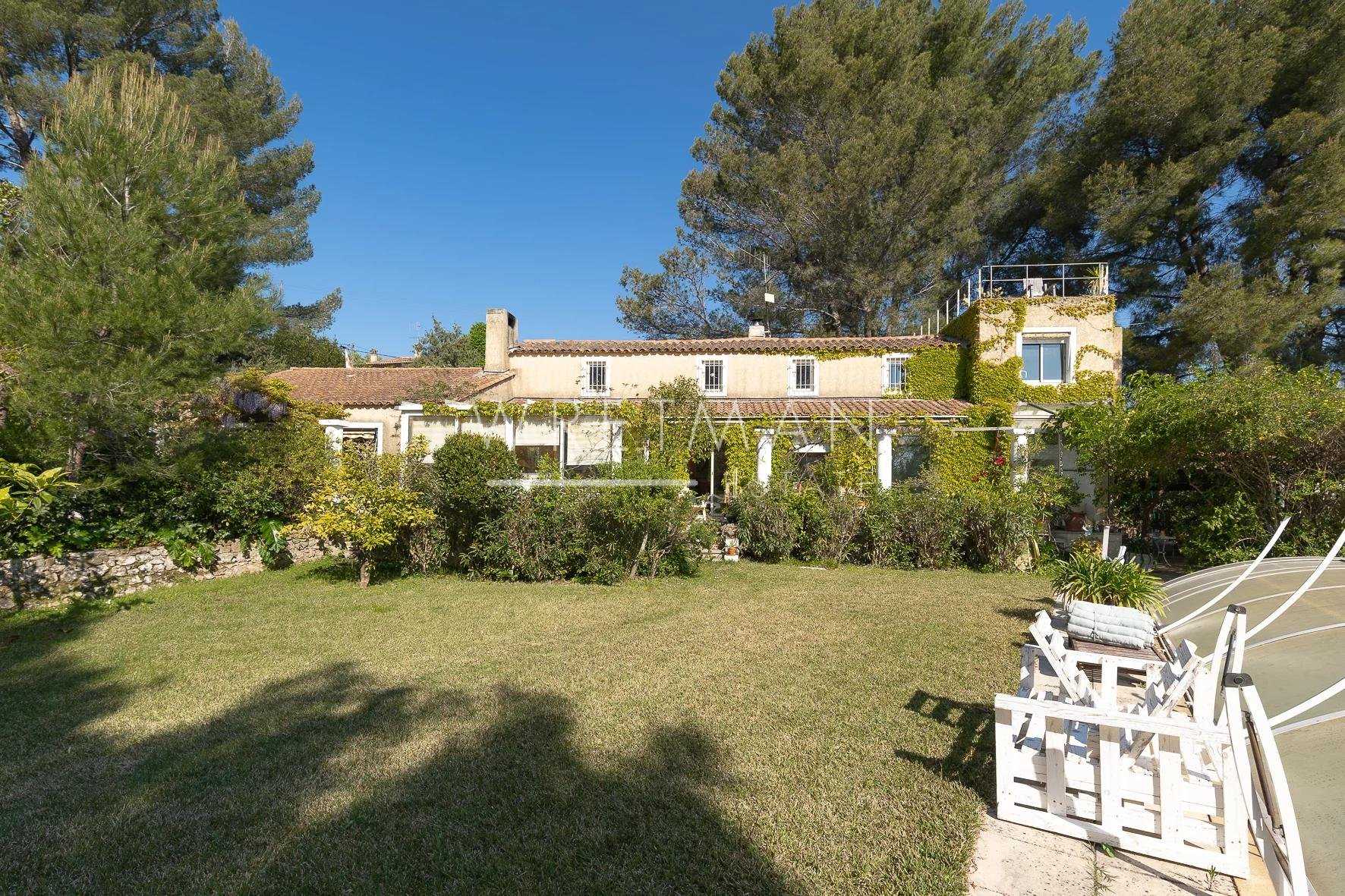 Hus i Les Baraques, Provence-Alpes-Cote d'Azur 11371342