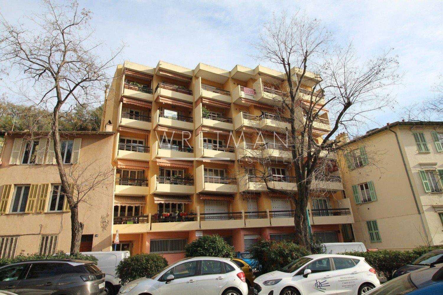 Condominium dans Menton, Alpes-Maritimes 11371406