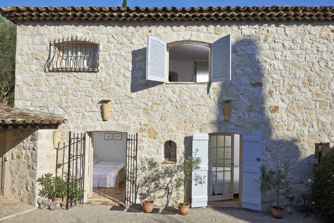 Talo sisään Tourrettes-sur-Loup, Provence-Alpes-Cote d'Azur 11371469