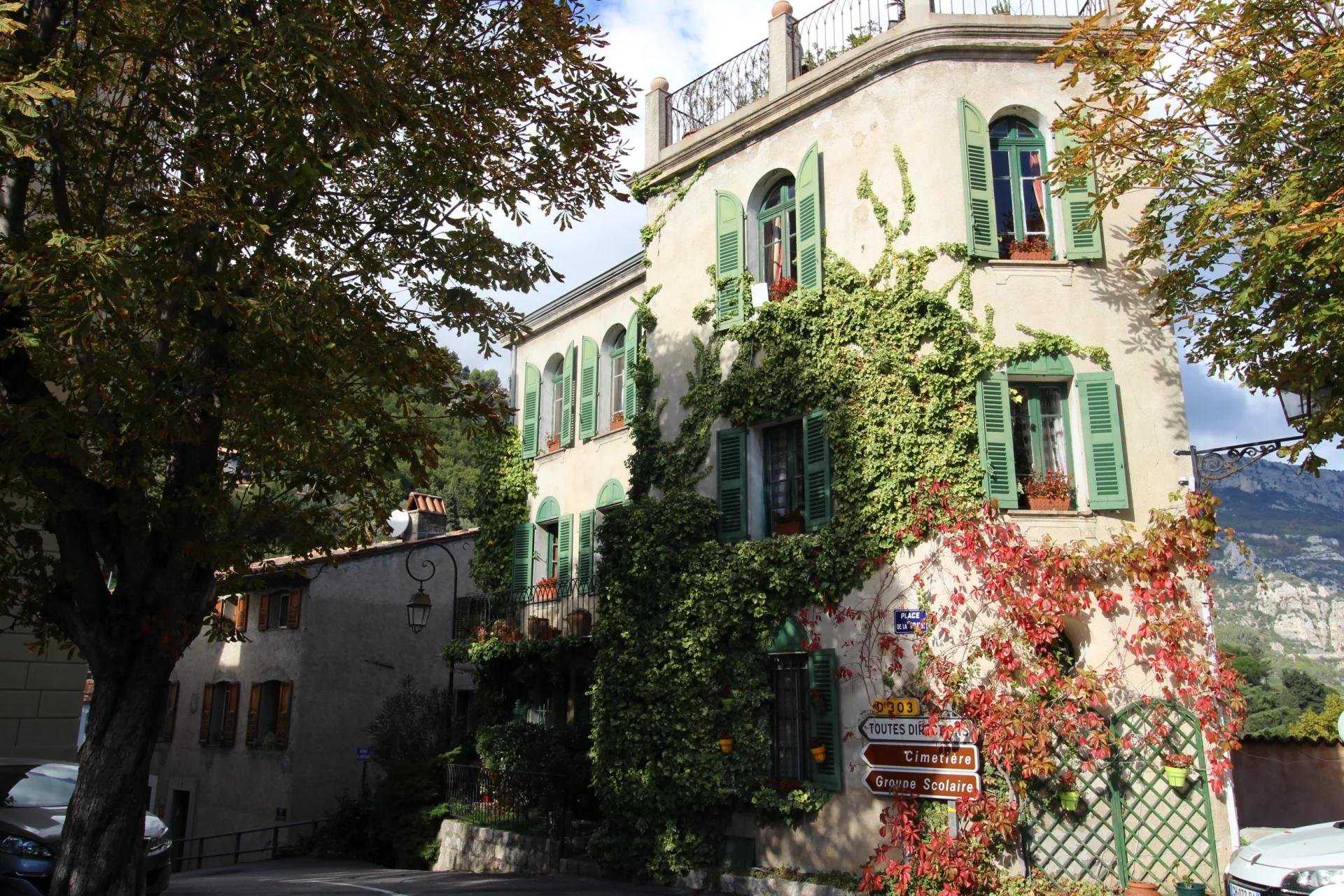 σπίτι σε Le Bar-sur-Loup, Alpes-Maritimes 11371472