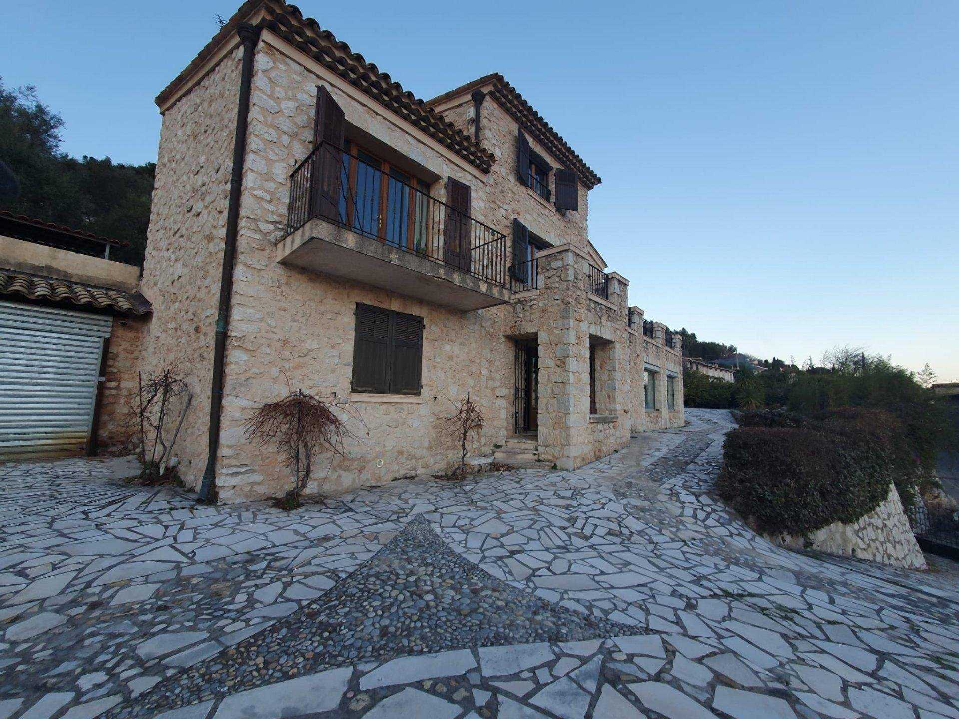 House in Vence, Alpes-Maritimes 11371481