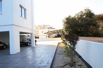 Condominium in Larnaca, Larnaka 11372359