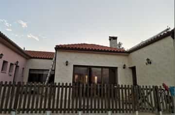Haus im Kokkinotrimithia, Lefkosia 11373239
