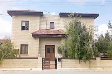 Haus im Agia Varvara, Nicosia 11375009