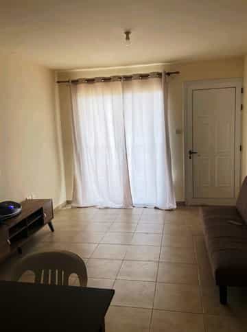 Condominium in Liopetri, Famagusta 11375583