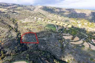 Tanah dalam Pegeia, Pafos 11375782