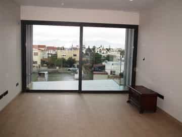公寓 在 Strovolos, Nicosia 11375937