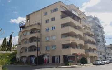 Pejabat dalam Nicosia, Lefkosia 11376764