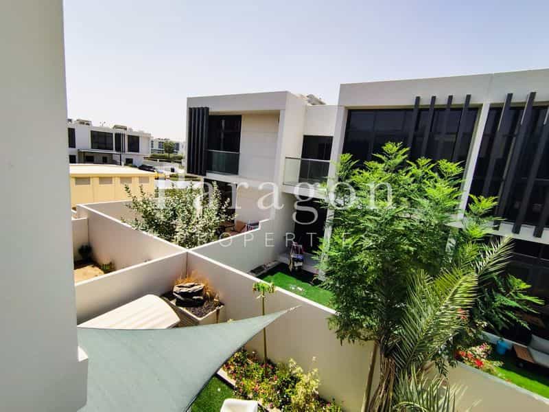 Будинок в `Ud al Bayda', Дубай 11378364