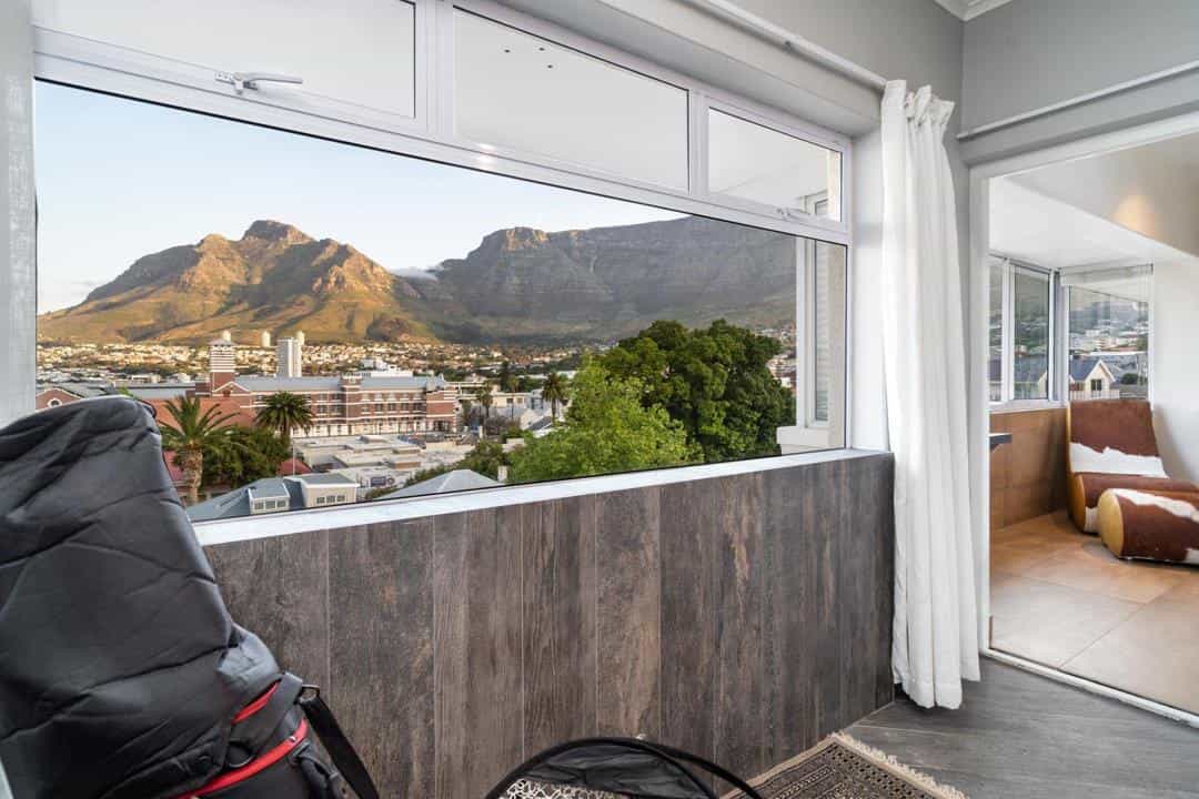 Osakehuoneisto sisään Cape Town, Western Cape 11378583
