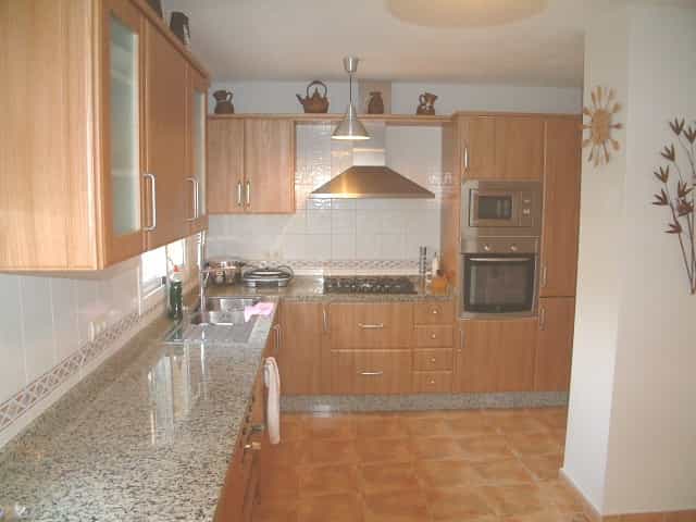 House in Fuengirola, Andalusia 11382194