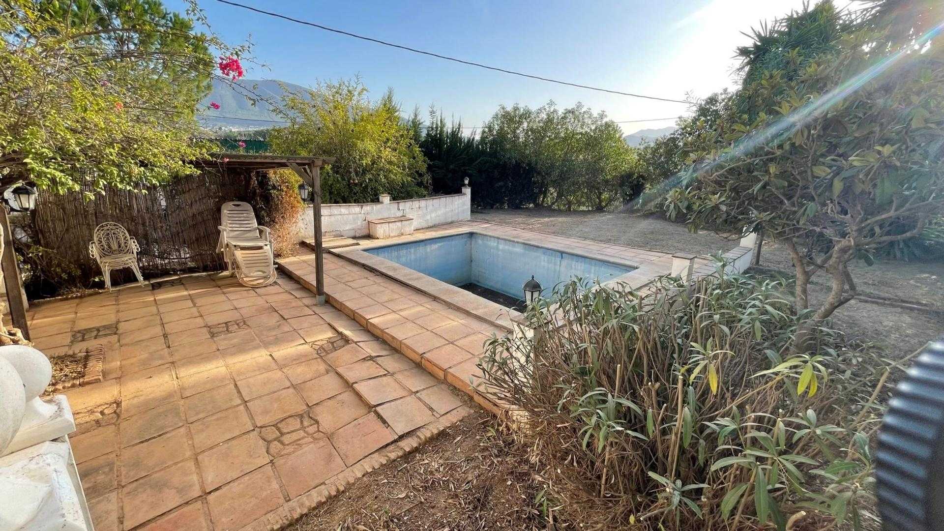 집 에 Alhaurín el Grande, Andalucía 11383901