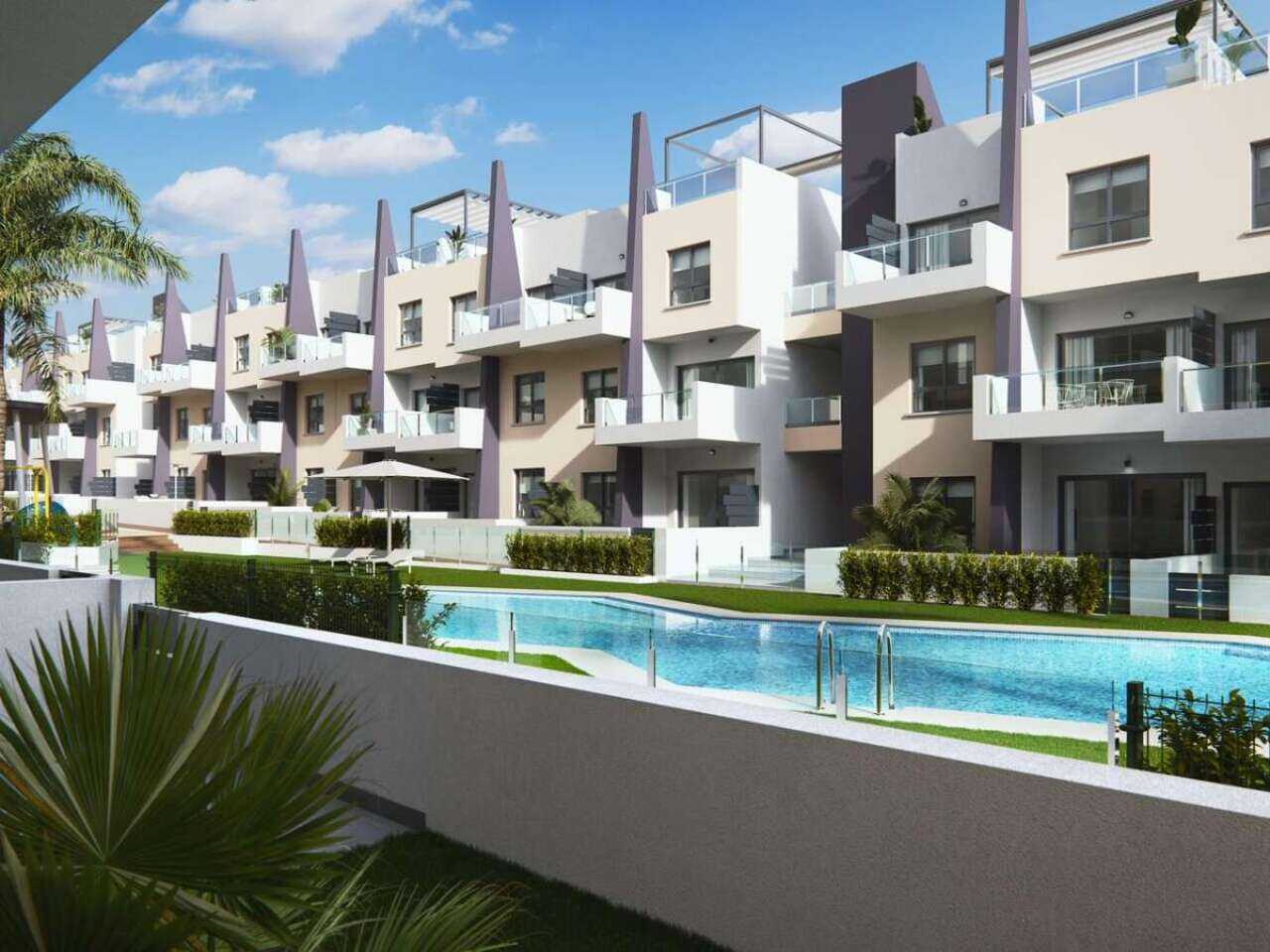 Condominium in Pilar de la Horadada, Comunidad Valenciana 11384150