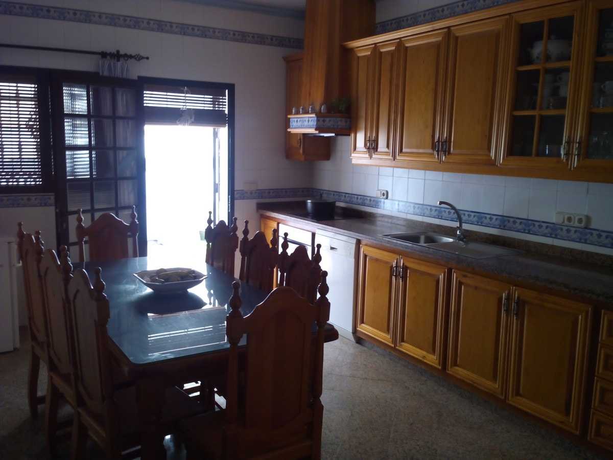 House in Guadiaro, Andalusia 11385190