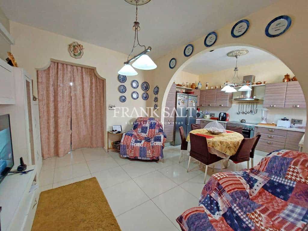 Condominio en Tarxien,  11385498