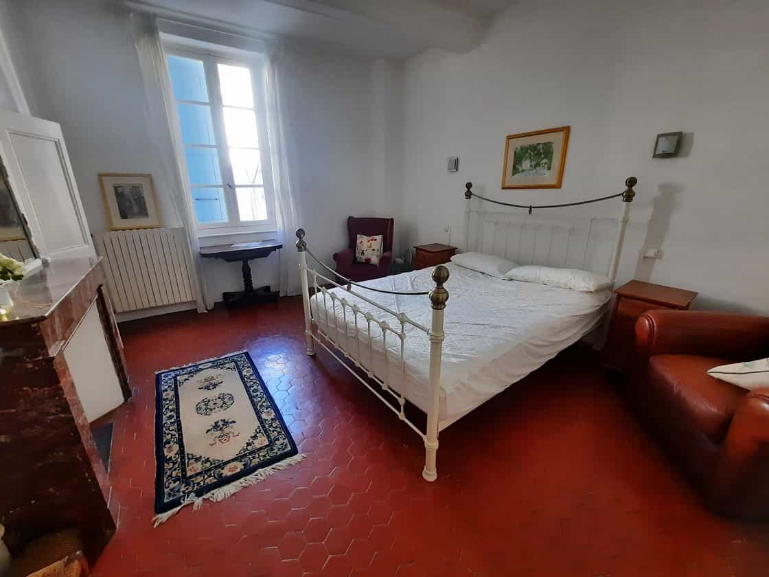 房子 在 Thézan-lès-Béziers, Occitanie 11386429