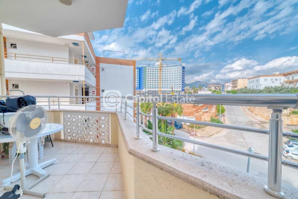 Condominium dans , Antalya 11389811