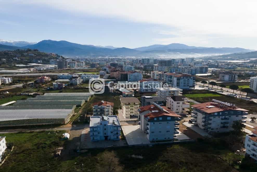 Condominium in Gazipasa, Antalya 11389936