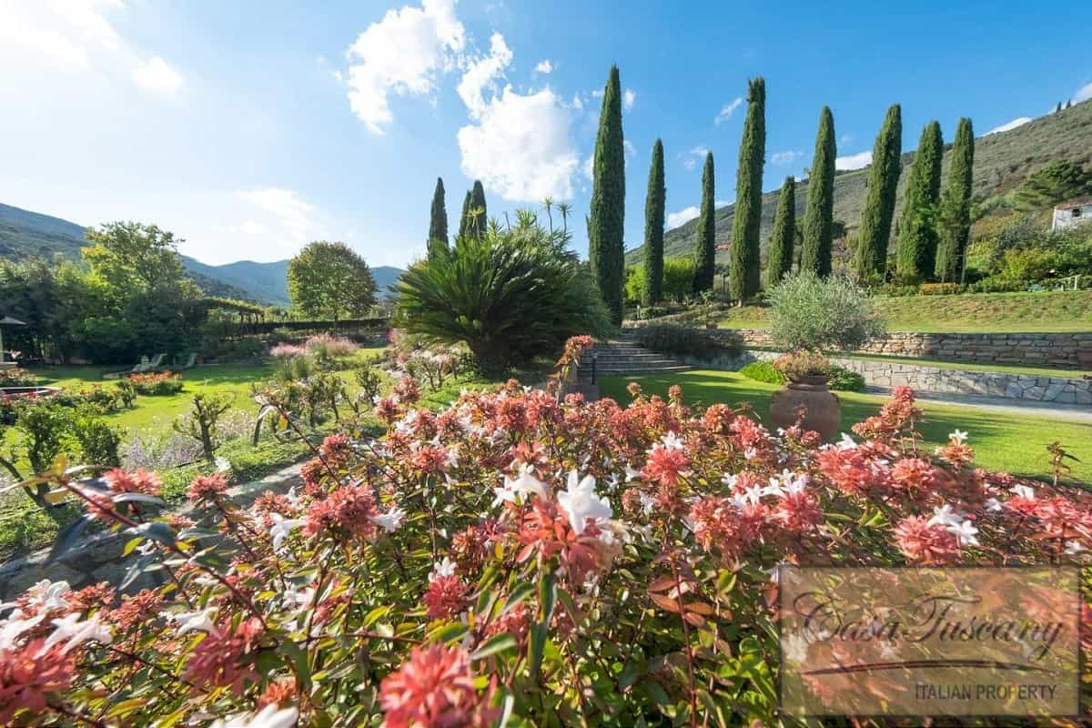 Hus i Buti, Tuscany 11390656