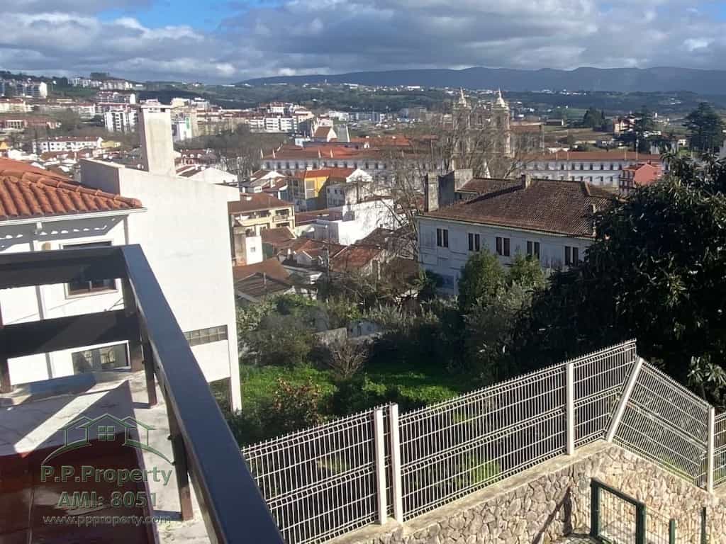 房子 在 Alcobaça, Leiria District 11390982