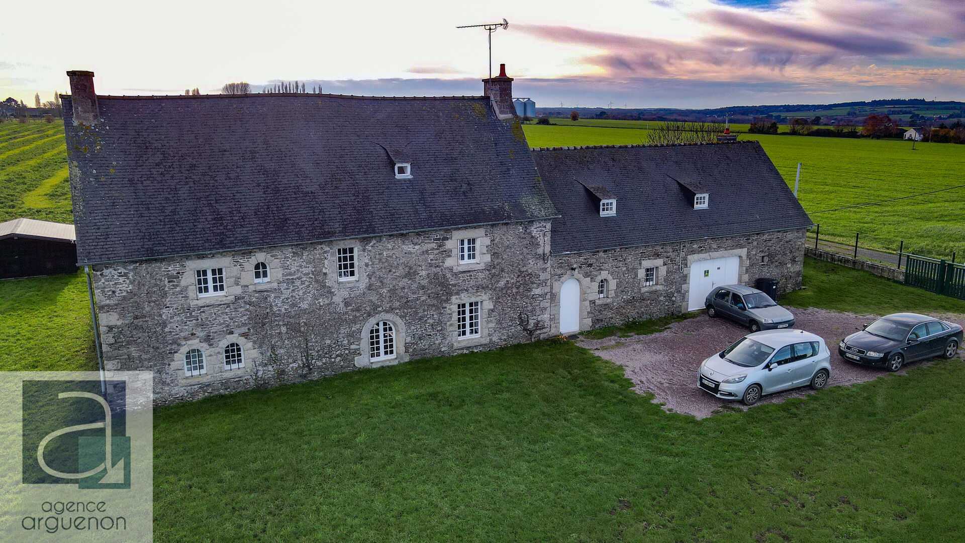房子 在 Ruca, Brittany 11391102