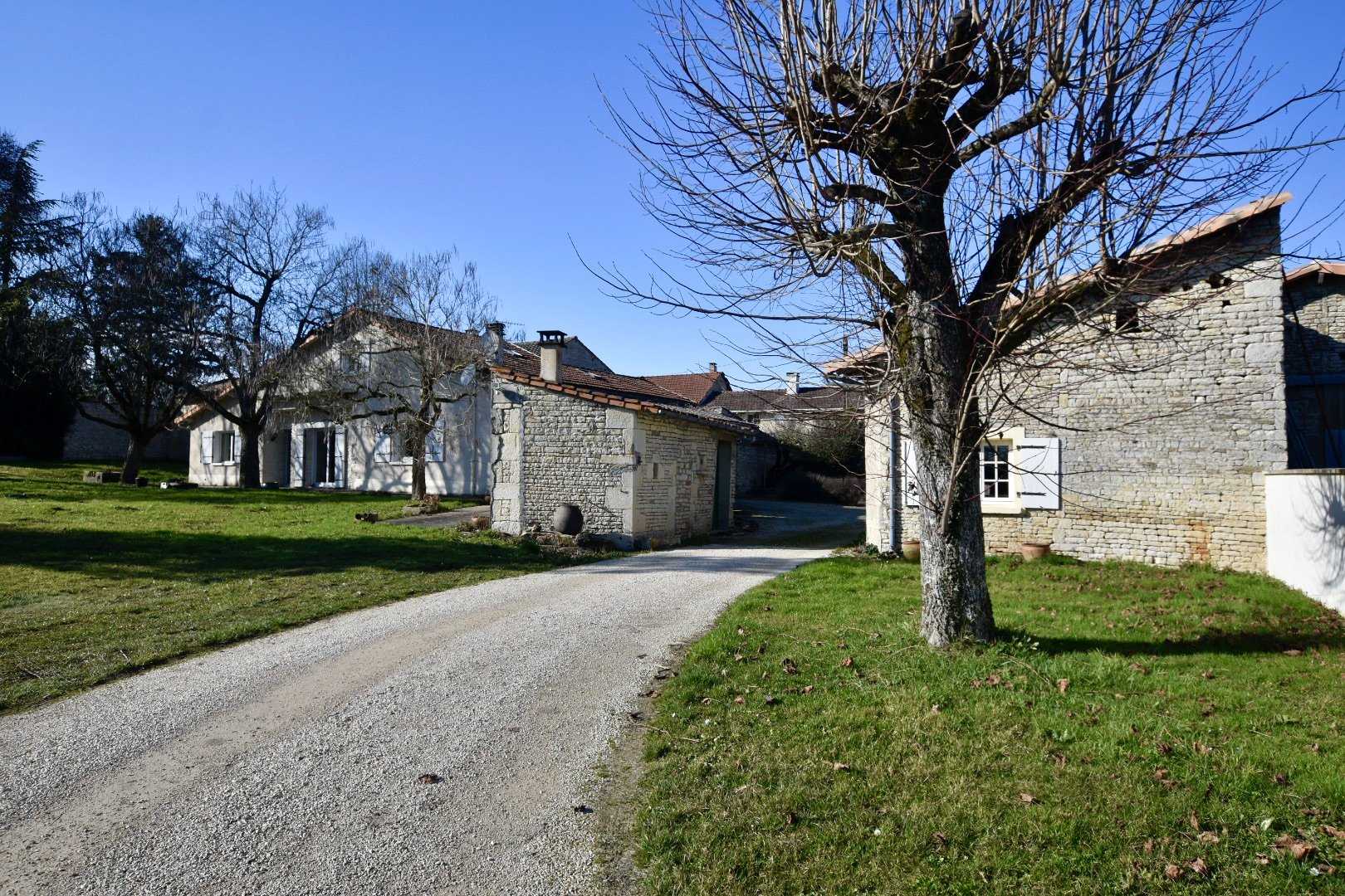 Квартира в Loubillé, Nouvelle-Aquitaine 11391157
