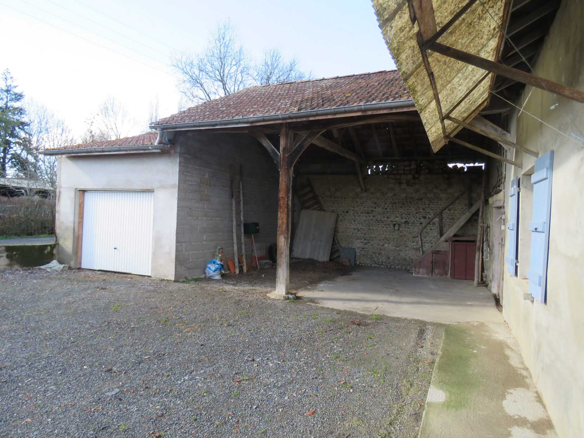 Talo sisään Castelnau-Magnoac, Occitanie 11391217