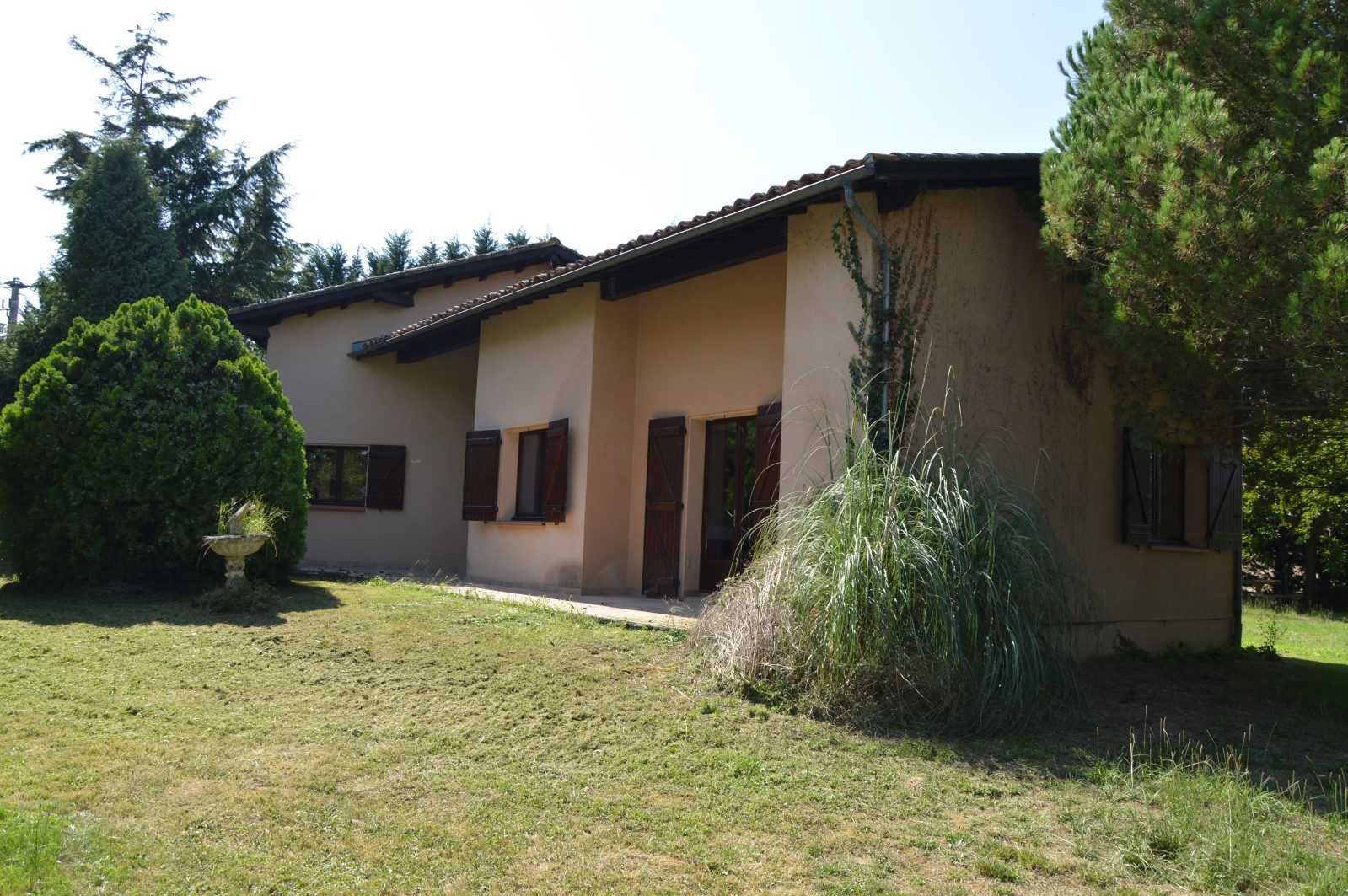 بيت في Masseube, Occitanie 11391226