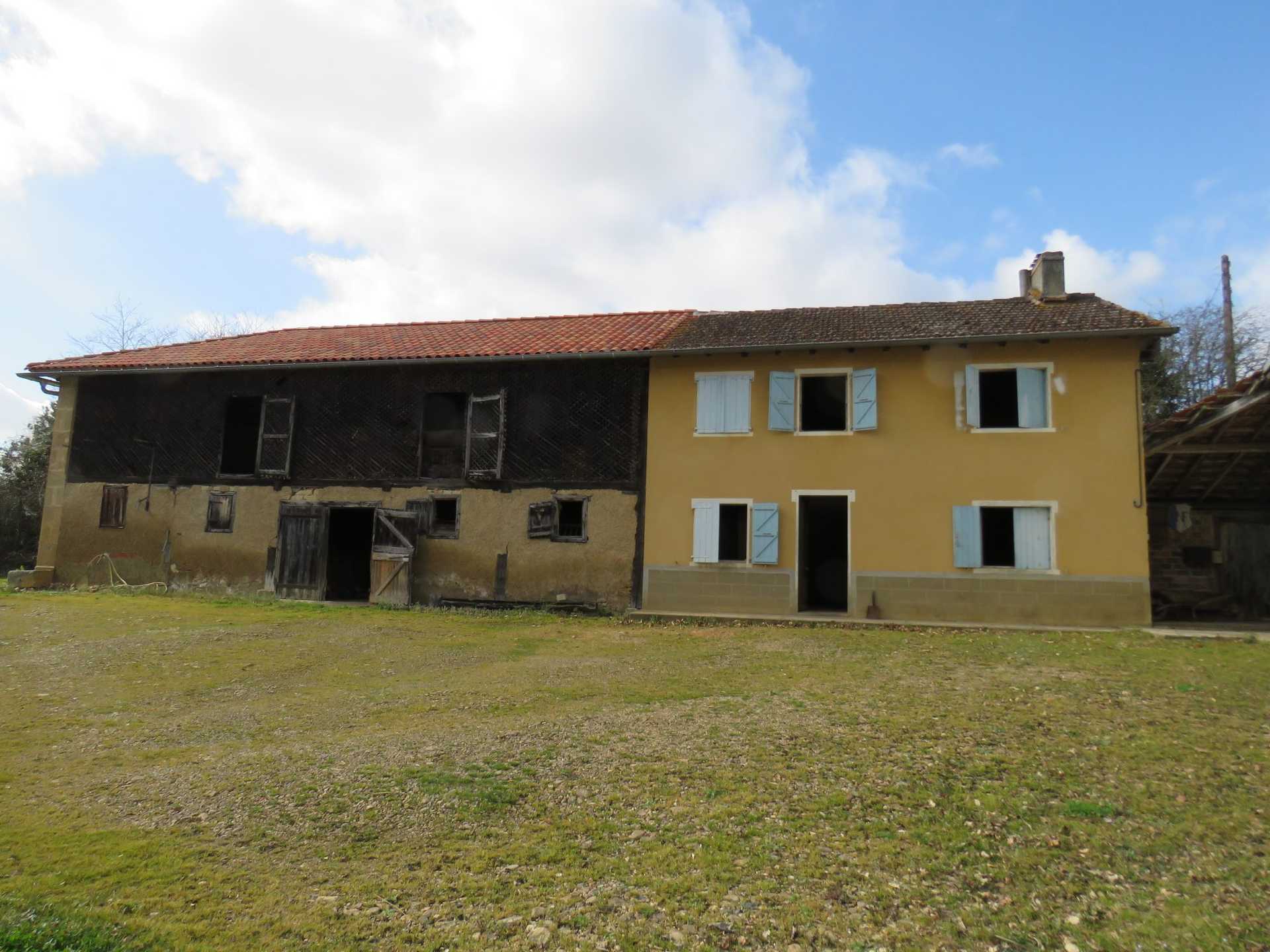 жилой дом в Masseube, Occitanie 11391229